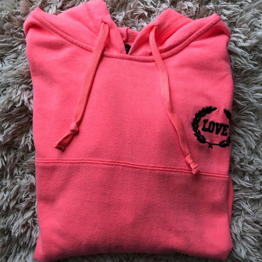 Love sweatshirt